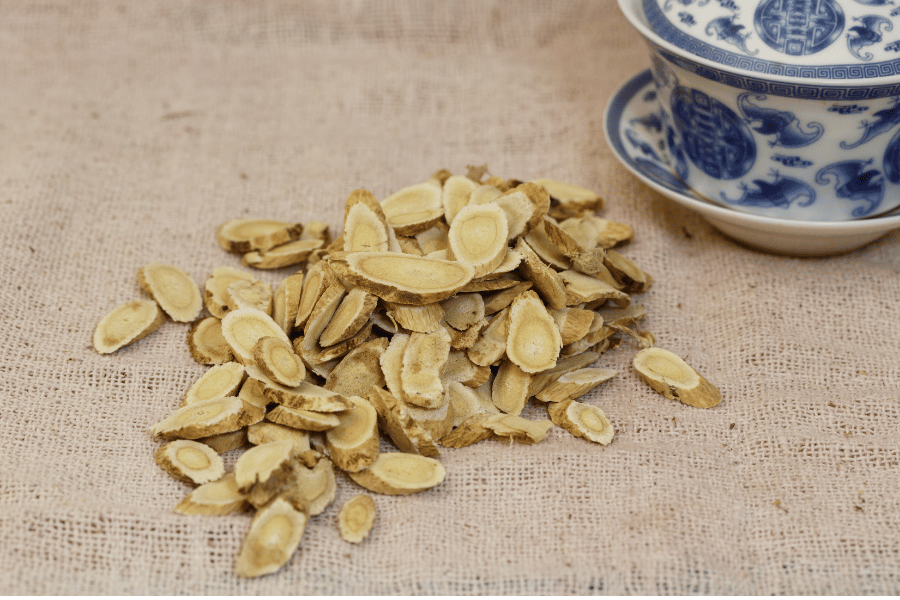 한국의 희귀 약초 황기와 백출의 전통적 활용